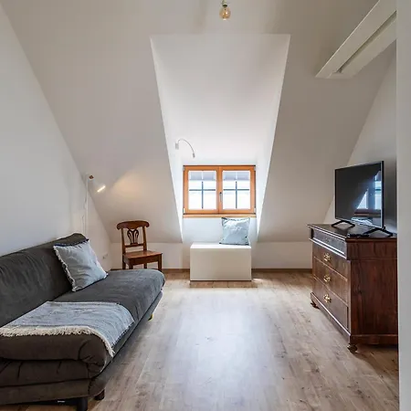 Seeelf - Luv Apartman *